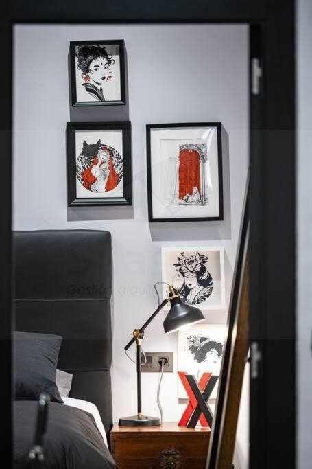 Chambre Noir Apartamento Oviedo Exteriör bild